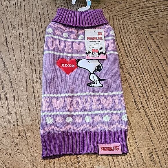 Valentine's Day dog sweater size S NWT  Peanuts - Picture 6 of 7